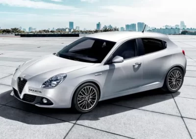 Imagen del Alfa Romeo Giulietta. Renting Alfa Romeo Giulietta barato para particulares.