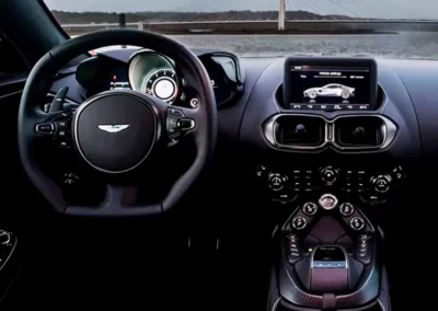 Renting del Aston Martin Vantage