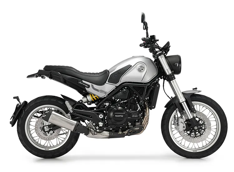 Oferta de moto de renting Benelli Leoncino 500 Trail
