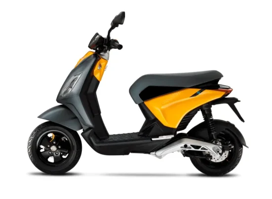 Oferta de moto de renting Piaggio 1
